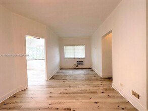 840 10th St in Miami Beach, FL - Building Photo - Building Photo