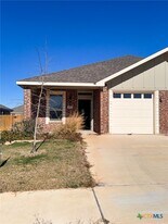 4913 Rose Gdn Lp in Killeen, TX - Building Photo