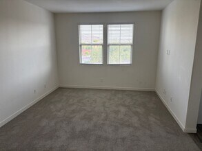 17149 N 10th St in Phoenix, AZ - Building Photo - Building Photo