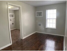 2265 NE 16th Terrace in Oklahoma City, OK - Building Photo