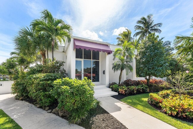 811 Palm Trail in Delray Beach, FL - Building Photo - Building Photo