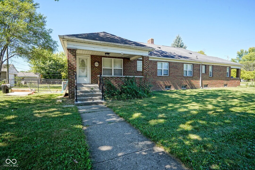 1550 N Butler Ave in Indianapolis, IN - Building Photo