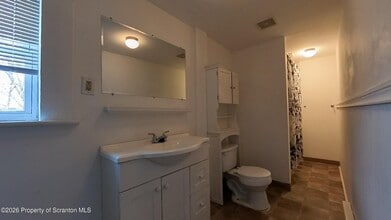 326 N Hyde Park Ave in Scranton, PA - Building Photo - Building Photo