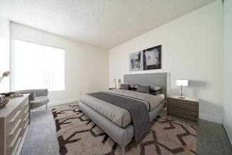 1440 Oak Dr in Vista, CA - Building Photo - Building Photo