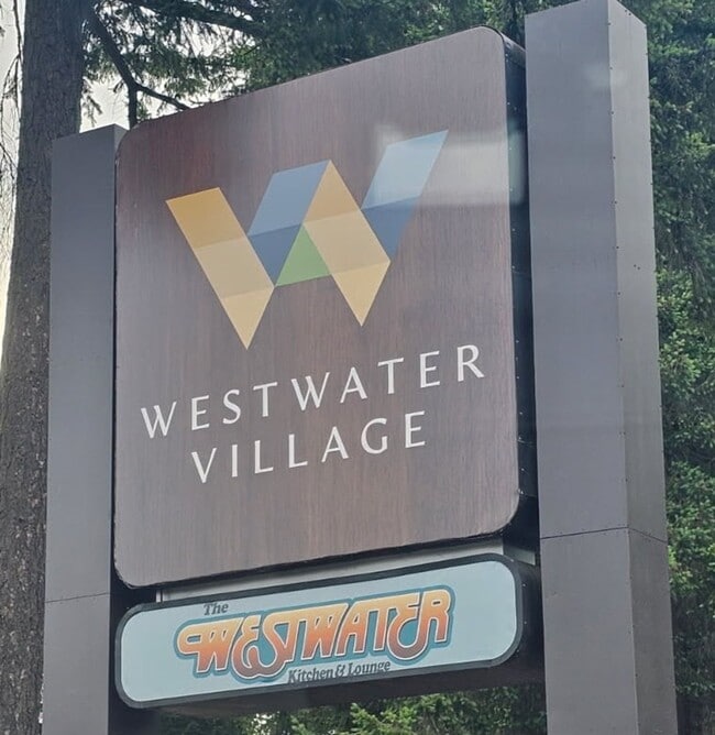 Westwater Village in Olympia, WA - Foto de edificio - Building Photo