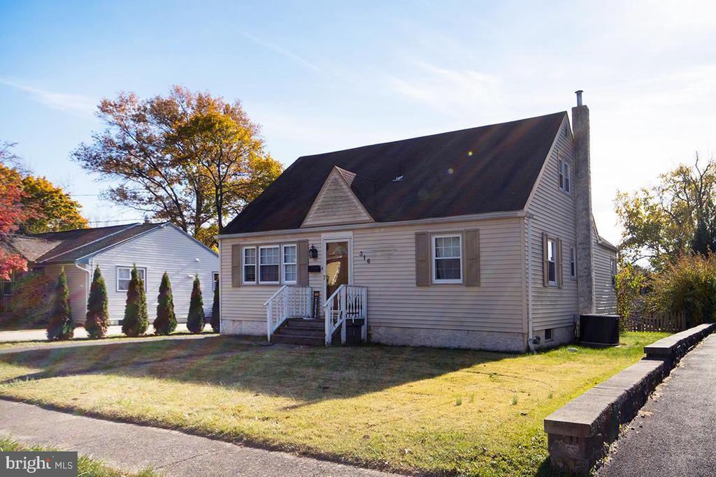 316 University Blvd in Glassboro, NJ - Building Photo