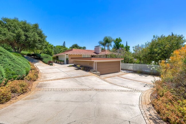 property at 630 Crest Dr