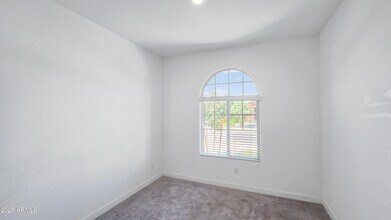 2563 W Hidalgo Ave in Phoenix, AZ - Building Photo - Building Photo