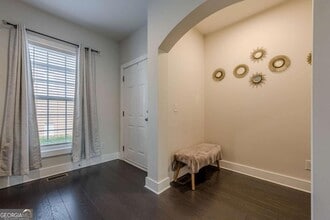 6079 Joybrook Rd in Duluth, GA - Foto de edificio - Building Photo