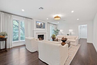 3601 Windsor Rd in Austin, TX - Building Photo - Building Photo