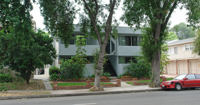 4217 Whitsett Ave in Studio City, CA - Building Photo - Building Photo