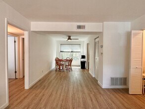 2527 Hydraulic Rd in Charlottesville, VA - Building Photo - Building Photo