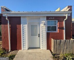 242 N 5th Ave in Rome, GA - Building Photo