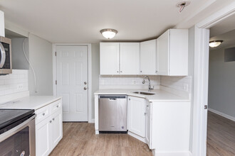 1431 W Flournoy St, Unit G in Chicago, IL - Foto de edificio - Building Photo