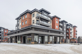 Tache at Grandin Parc Village in St. Albert, AB - Building Photo - Building Photo