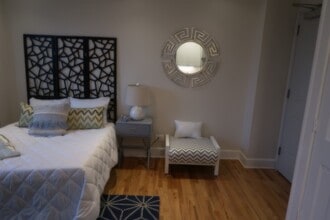 4526 N Sheridan Rd in Chicago, IL - Foto de edificio - Building Photo