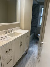 20185 Bonnie Bank Blvd in Rocky River, OH - Building Photo - Building Photo