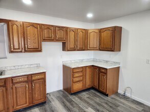 515 Park St in Loogootee, IN - Building Photo - Building Photo