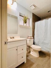 5809 Kiam St in Houston, TX - Building Photo - Building Photo