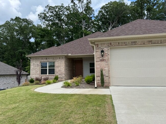 5021 Springwood Cir in Bryant, AR - Building Photo - Building Photo
