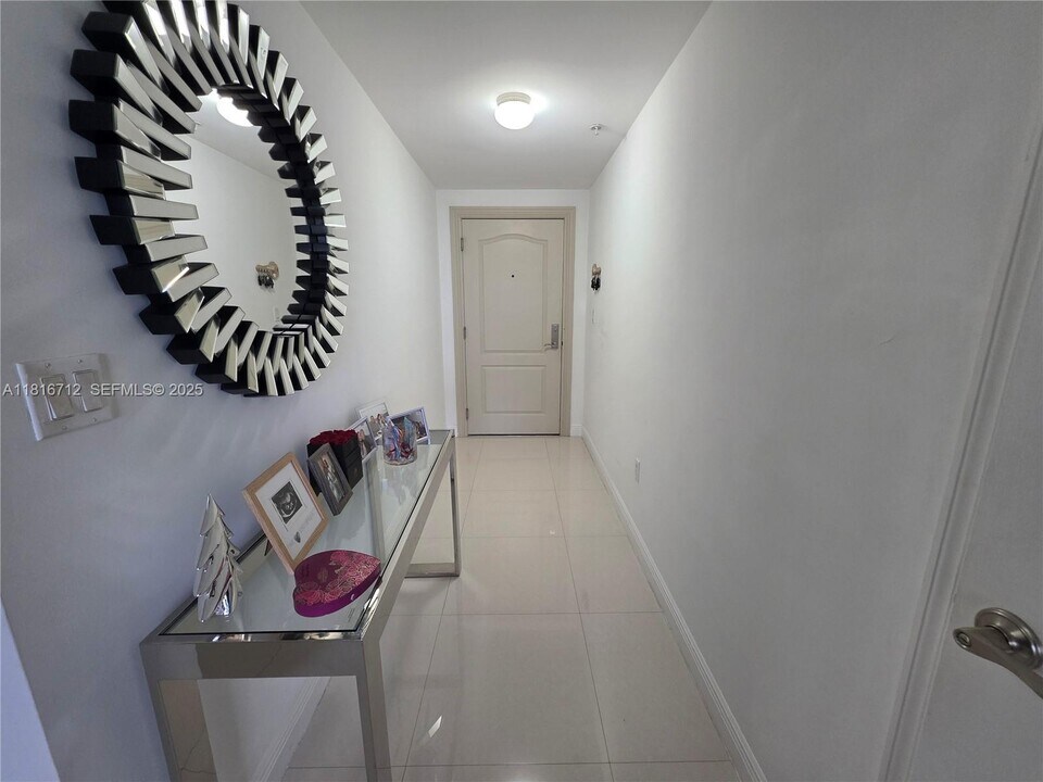 2701 SW 3rd Ave in Miami, FL - Building Photo