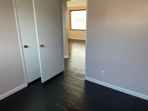 344 N Dale Rd in Moses Lake, WA - Building Photo - Building Photo