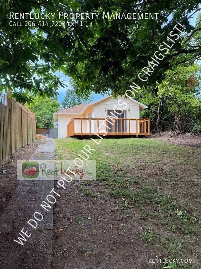 4622 S Myrtle St in Seattle, WA - Building Photo - Building Photo