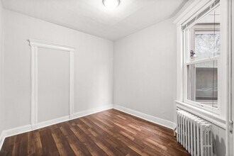 78 Court House Pl in Jersey City, NJ - Building Photo - Building Photo