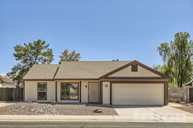 673 E Estrella Dr in Chandler, AZ - Building Photo - Building Photo