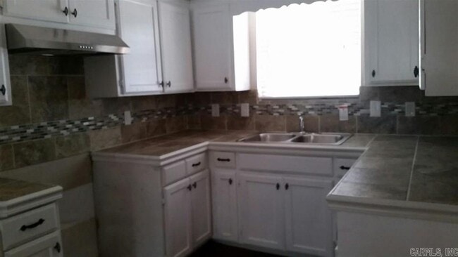 6303 Senate Dr in Little Rock, AR - Building Photo - Building Photo