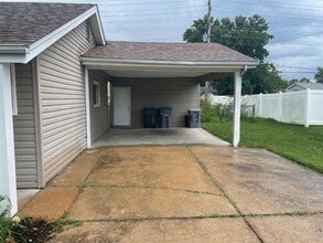 502 St Matthew Ave in O'Fallon, MO - Building Photo - Building Photo
