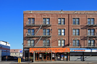 9513 Northern Blvd in Jackson Heights, NY - Building Photo - Building Photo