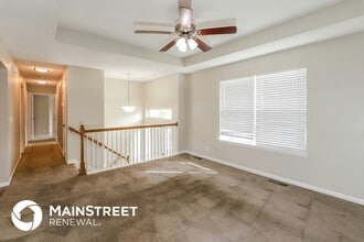 1410 NW High View Dr in Grain Valley, MO - Foto de edificio - Building Photo