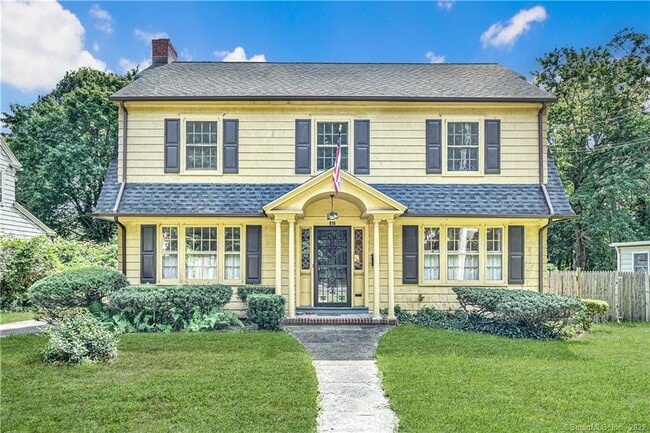 property at 61 Villa Ave