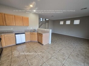 528 E Riding Crop Ave in North Las Vegas, NV - Building Photo - Building Photo