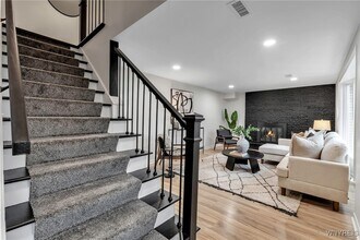 4 Cambridge Square in Buffalo, NY - Building Photo - Building Photo