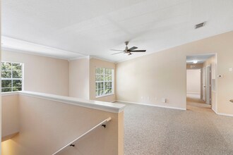 910 Regatta Bay Dr in Orange City, FL - Building Photo - Building Photo