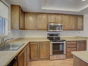 1370 Las Juntas Way in Walnut Creek, CA - Building Photo - Building Photo