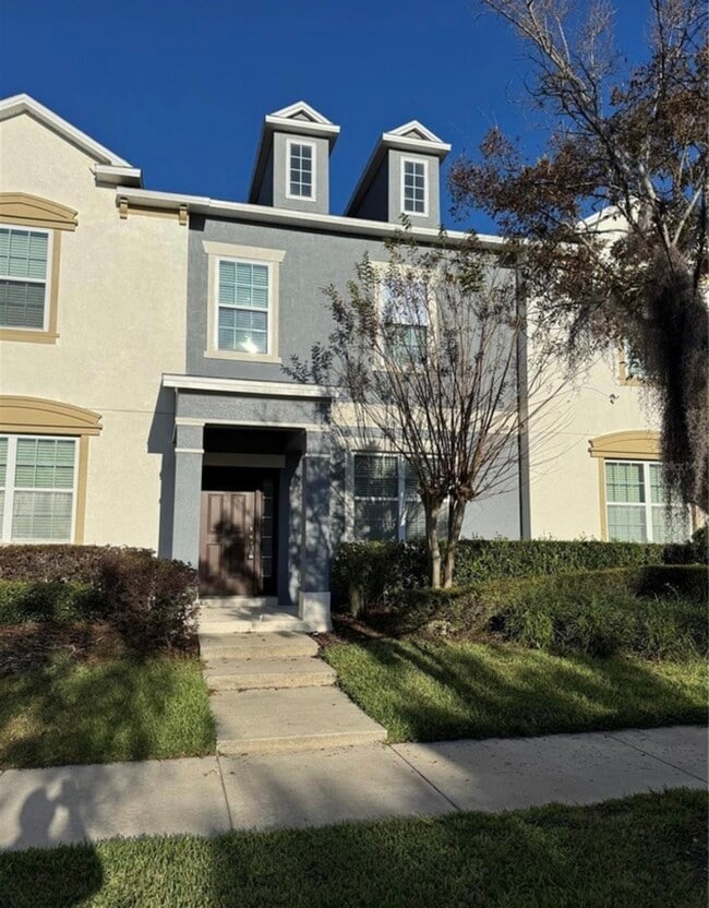 property at 7708 Bexton Ln