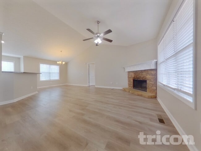 581 Meadow Spring Dr in Temple, GA - Building Photo - Building Photo