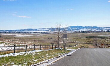 417 Skyway Dr in Fort Collins, CO - Building Photo - Building Photo