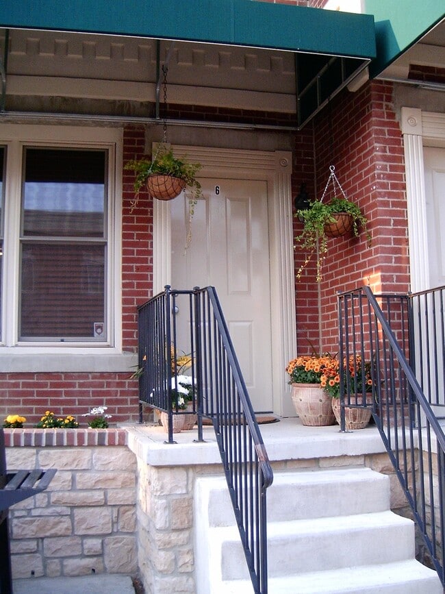property at 6 Clark Pl