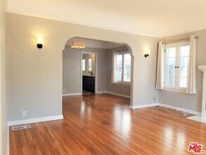 329 N Ogden Dr in Los Angeles, CA - Building Photo - Building Photo