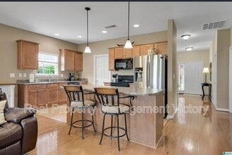 1056 Crawford Ct in Chelsea, AL - Building Photo - Building Photo