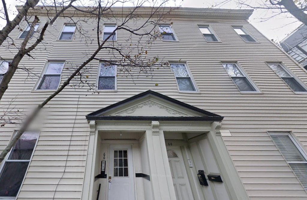 66 Middle St, Unit 3 in Boston, MA - Building Photo