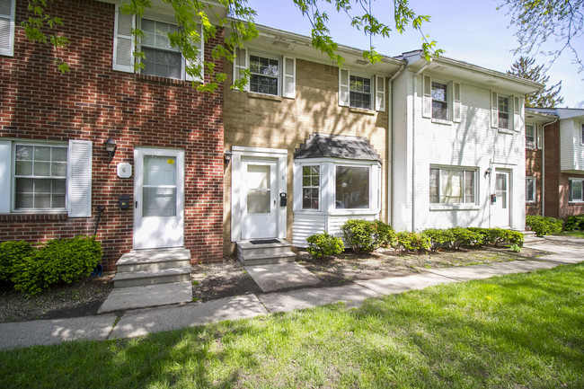 property at 2731 Glendale Ave