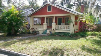 303 E Plymouth St in Tampa, FL - Building Photo
