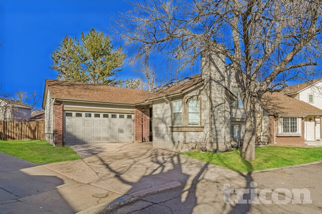 property at 9227 S Butterwood Ct