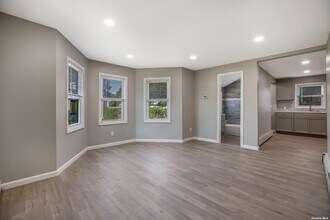 29 Haab Ave in Babylon, NY - Building Photo - Building Photo