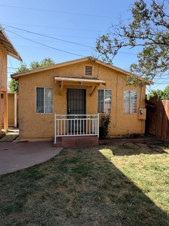 415 Arvin St in Bakersfield, CA - Building Photo - Building Photo